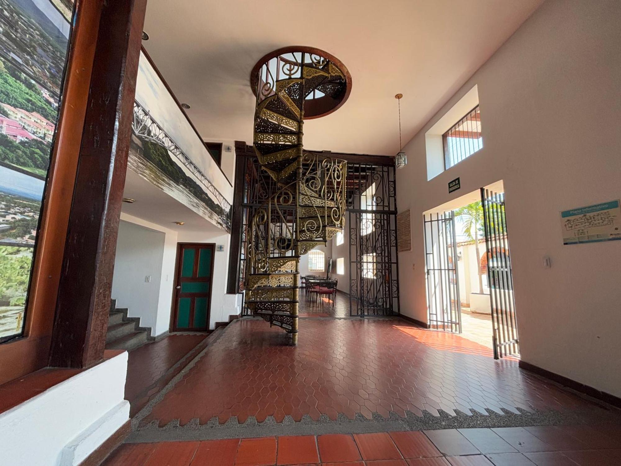 Puentes Comfacundi Hotel
