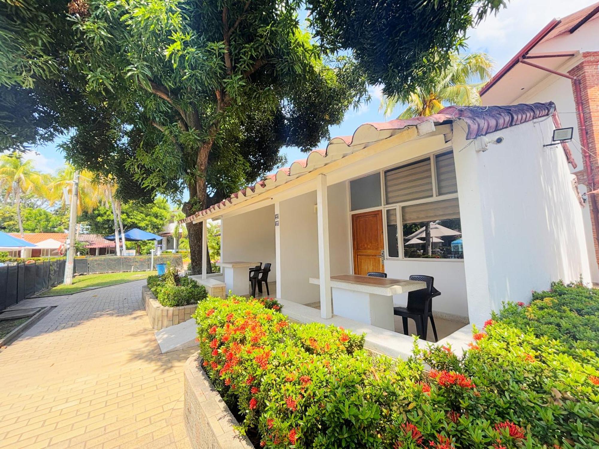 Puentes Comfacundi Hotel Girardot