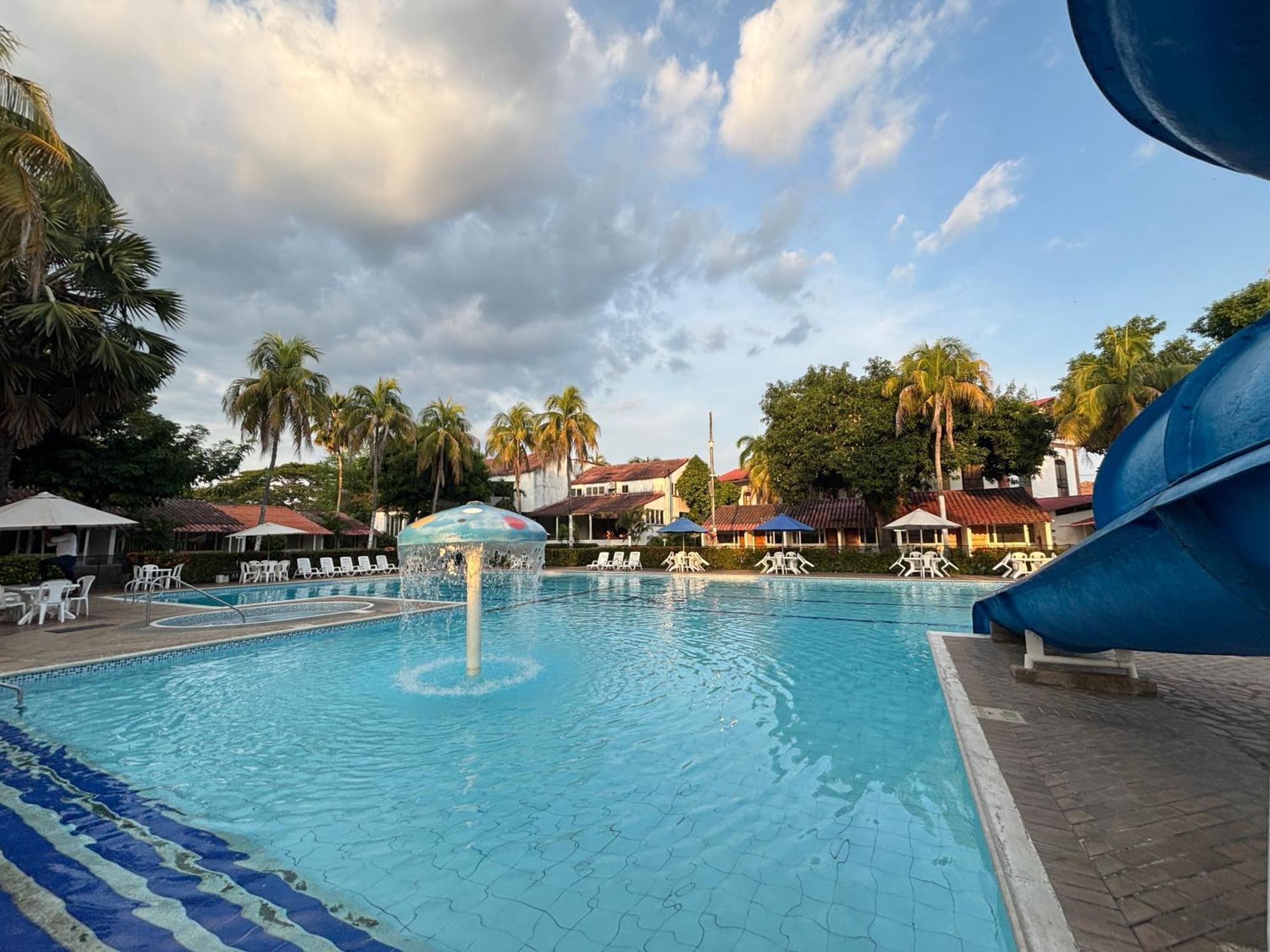 Puentes Comfacundi Hotel